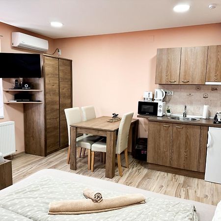 Kk Apartment Backa Topola Exterior photo