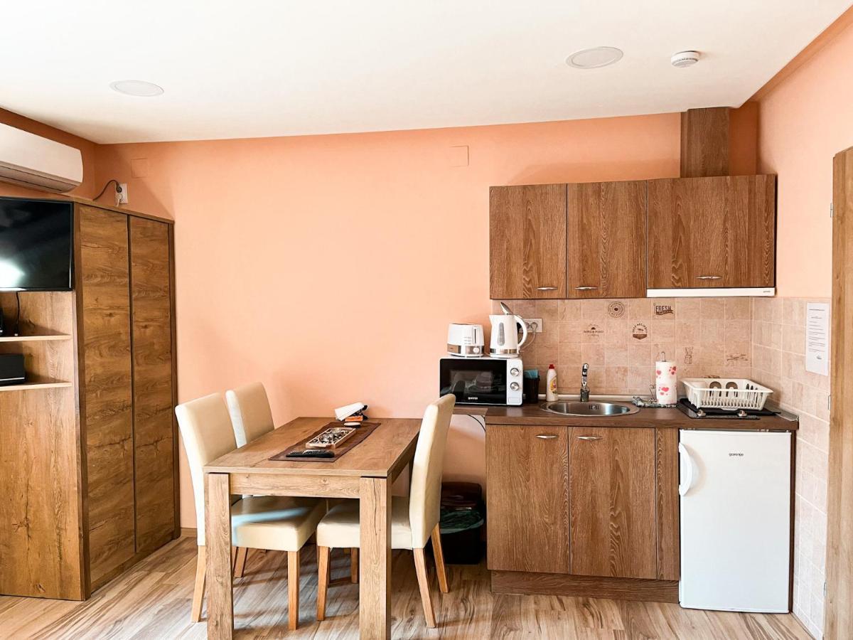 Kk Apartment Backa Topola Exterior photo
