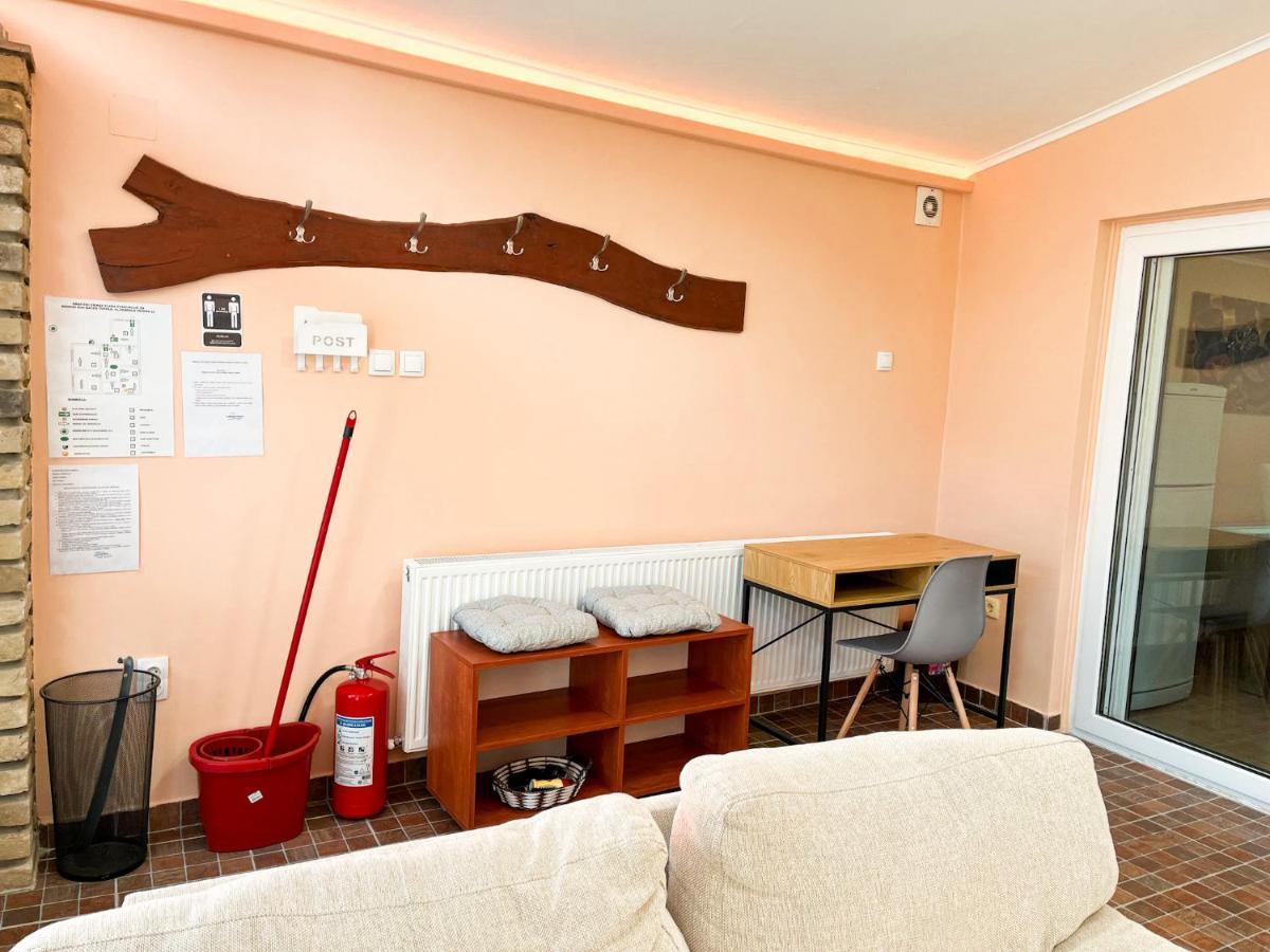 Kk Apartment Backa Topola Exterior photo