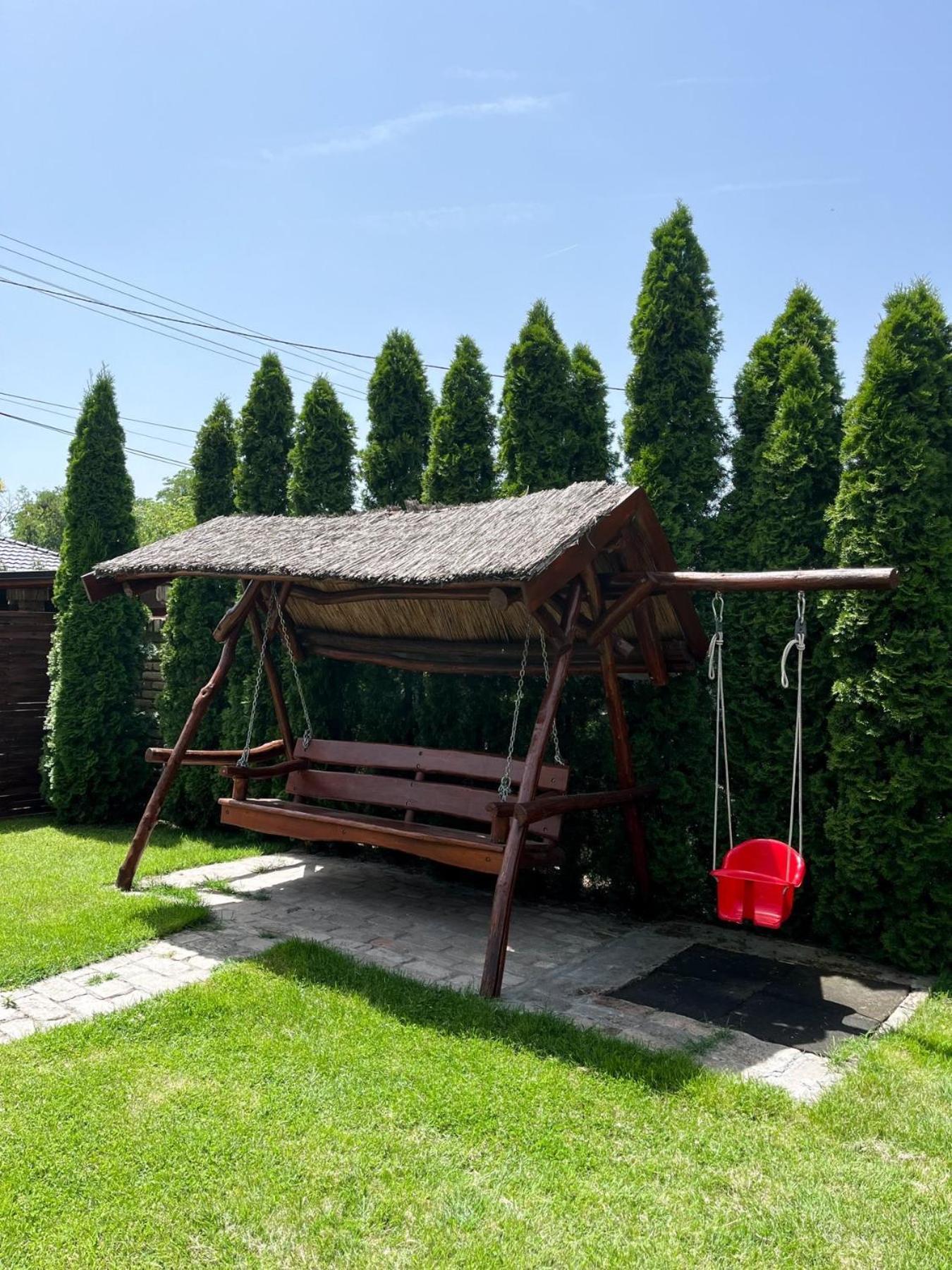 Kk Apartment Backa Topola Exterior photo