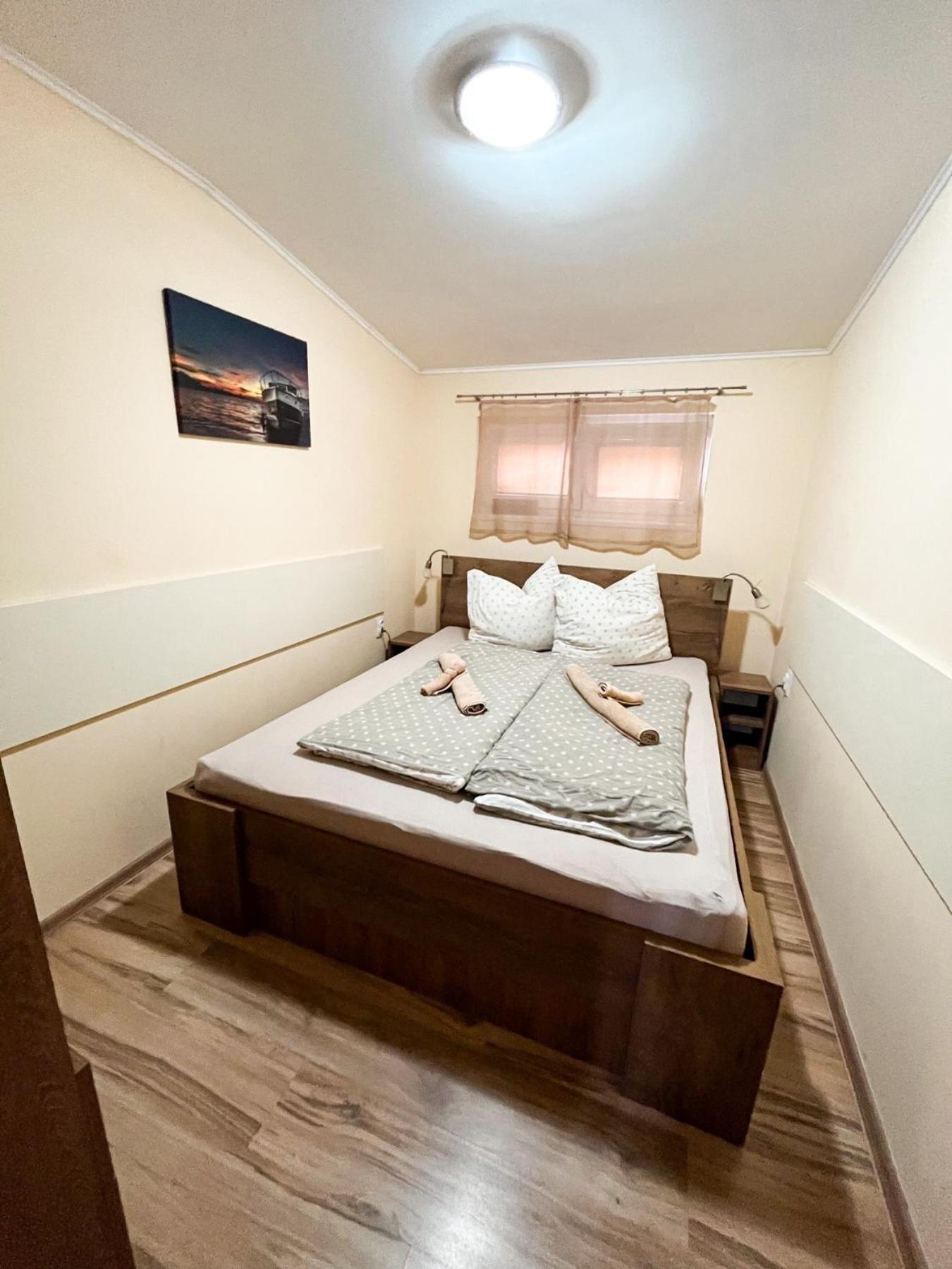 Kk Apartment Backa Topola Exterior photo